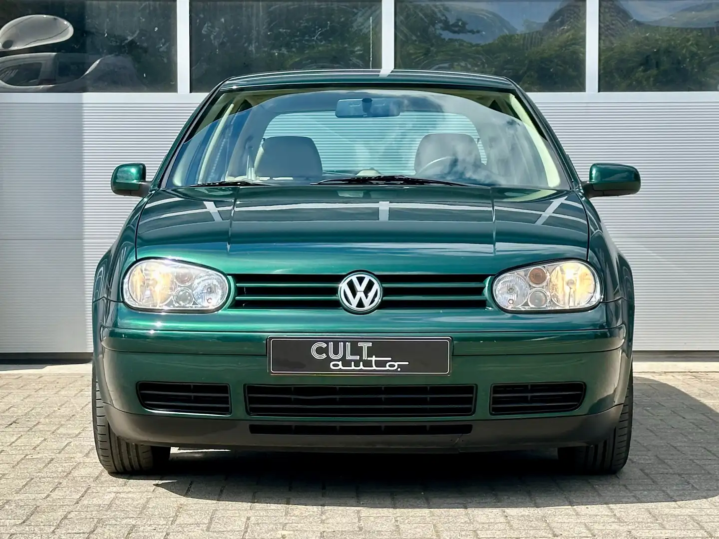 Volkswagen Golf 2.3 V5 Highline | 137.000 km | Aut. | Beige leder Groen - 2