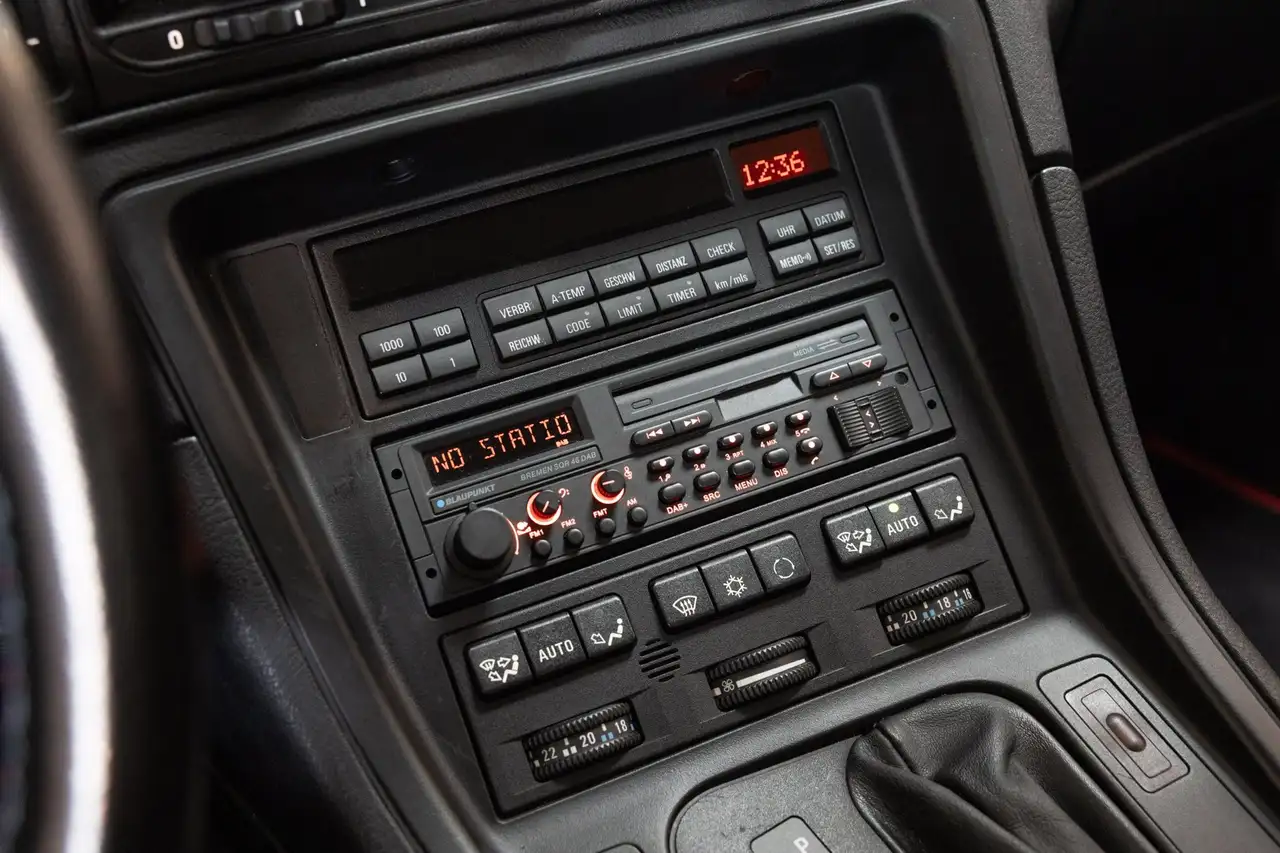 BMW 840 8-serie Ci 4.0 - Cloth Interior - Hell Rot -, foto 12