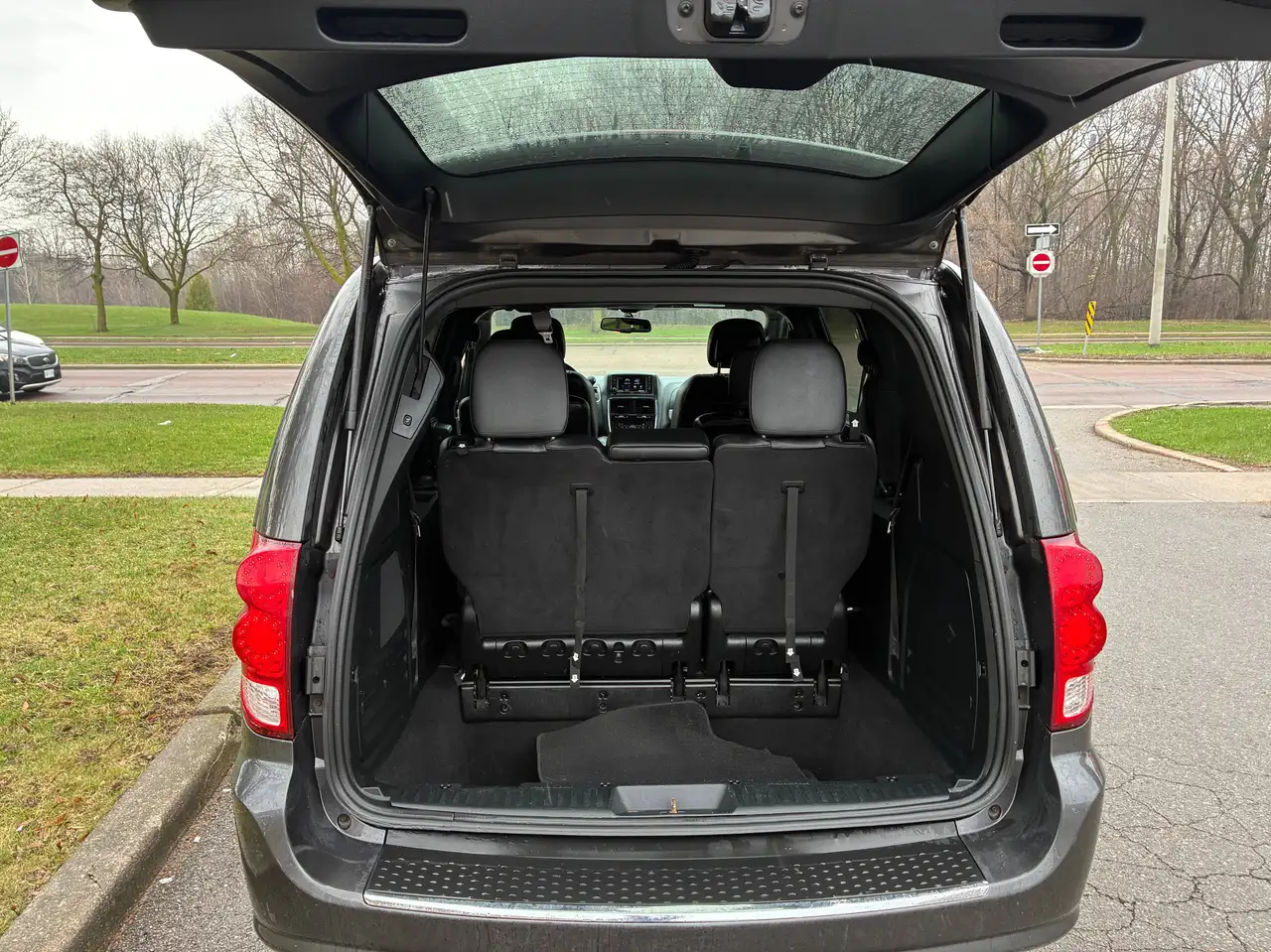 Dodge Grand Caravan fotografie Dodge Grand Caravan