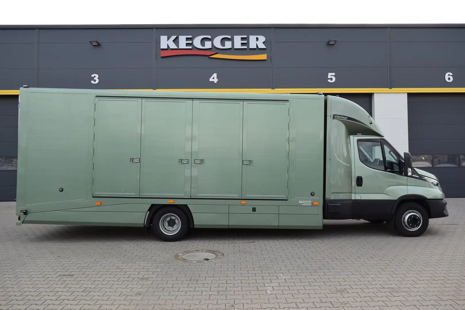 Iveco Daily 70C21HA8/P SOFORT Standhzg./AHK/KEGGER Grün - 2