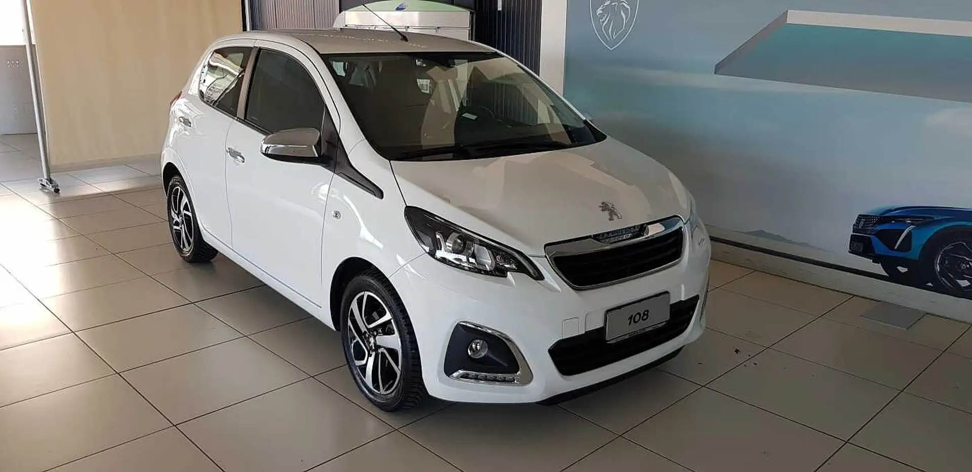 Peugeot 108 VTi 72 S&S 5 porte Allure Bianco - 1