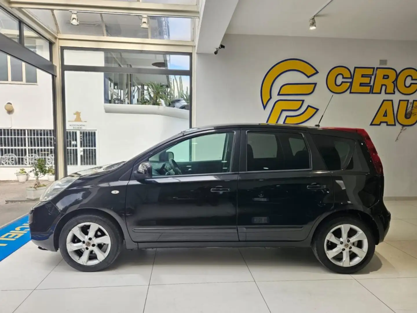Nissan Note 1.4 16V Acenta Nero - 2