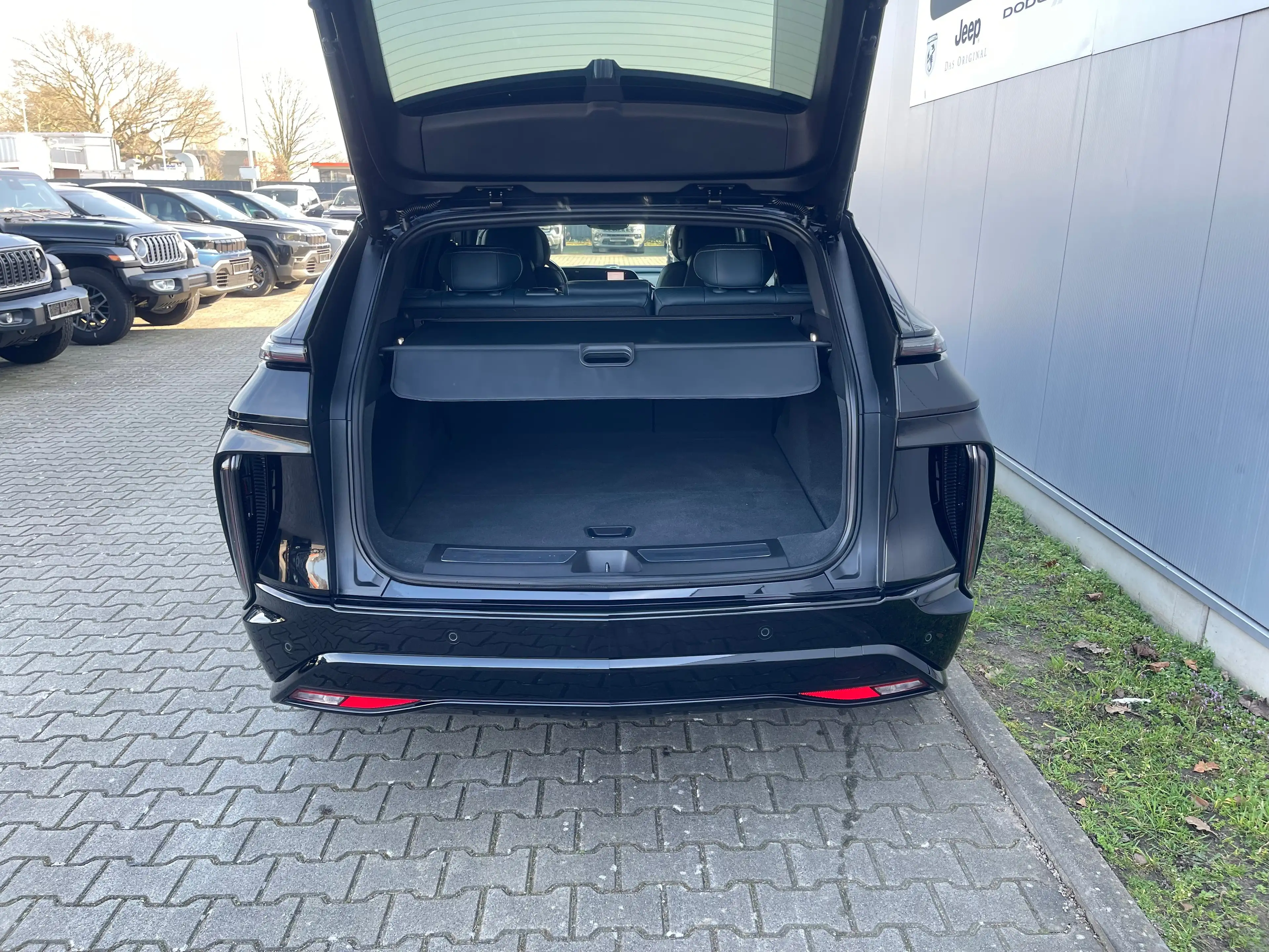 Cadillac Lyriq LYRIQ Sport 600e AWD — photo 5