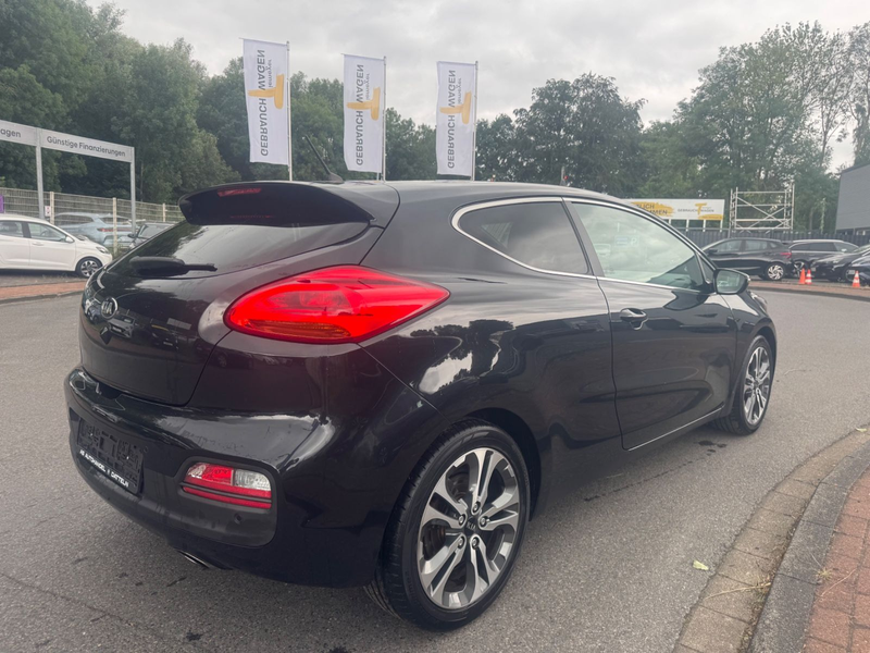 Kia ProCeed / pro_cee'd PRO-CEED/1,6/2.HD/KLIMAAUT/SHZ/LHZ/ALU/R.KAM/S.H — photo 4