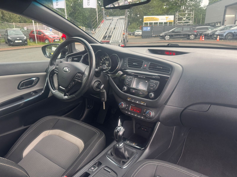 Kia ProCeed / pro_cee'd PRO-CEED/1,6/2.HD/KLIMAAUT/SHZ/LHZ/ALU/R.KAM/S.H — photo 10