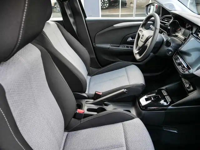 Opel Corsa view 13