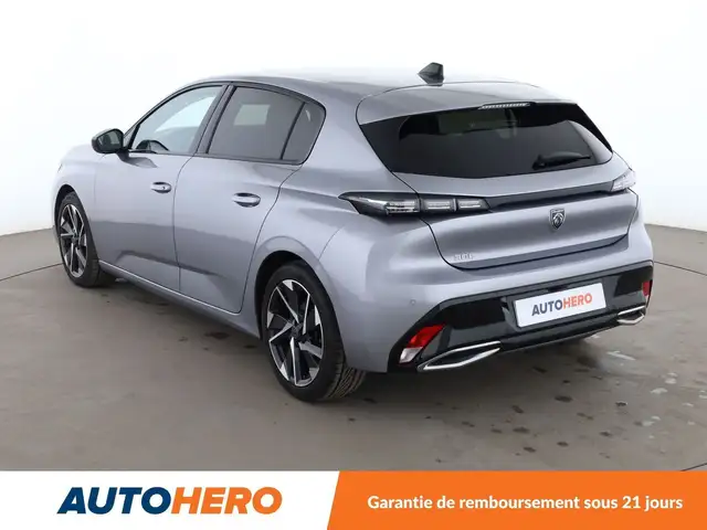 Peugeot 308 view 4