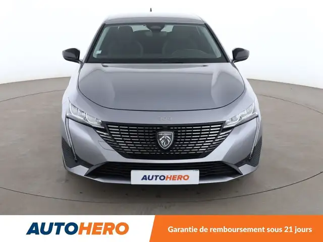 Peugeot 308 view 9