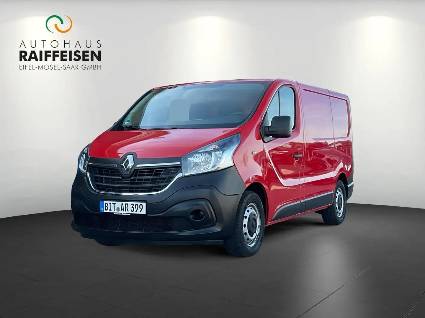 Renault Trafic Kasten L1H1 3 Red - 1