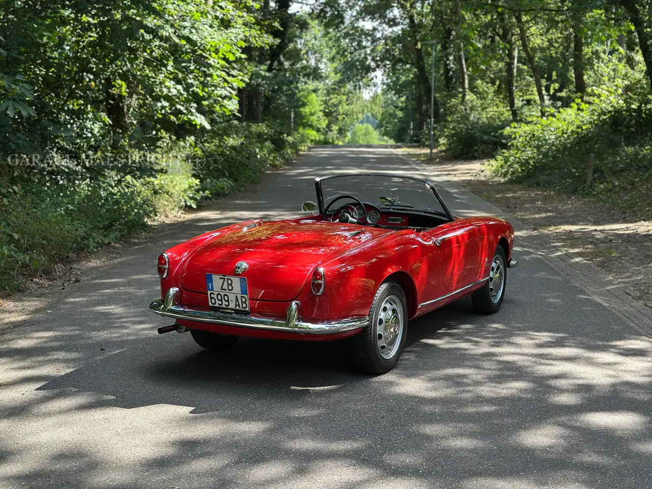 Alfa Romeo Giulietta Spider 750D | Short Chassis | Fully Restored ~€100K (incl Car), foto 8