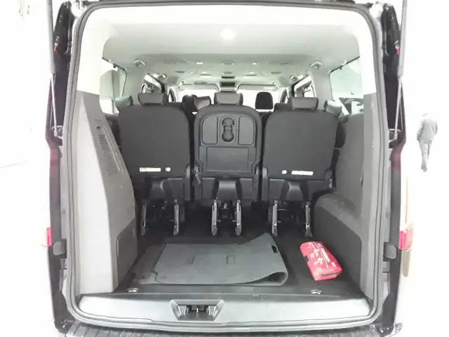 Ford Tourneo view 15