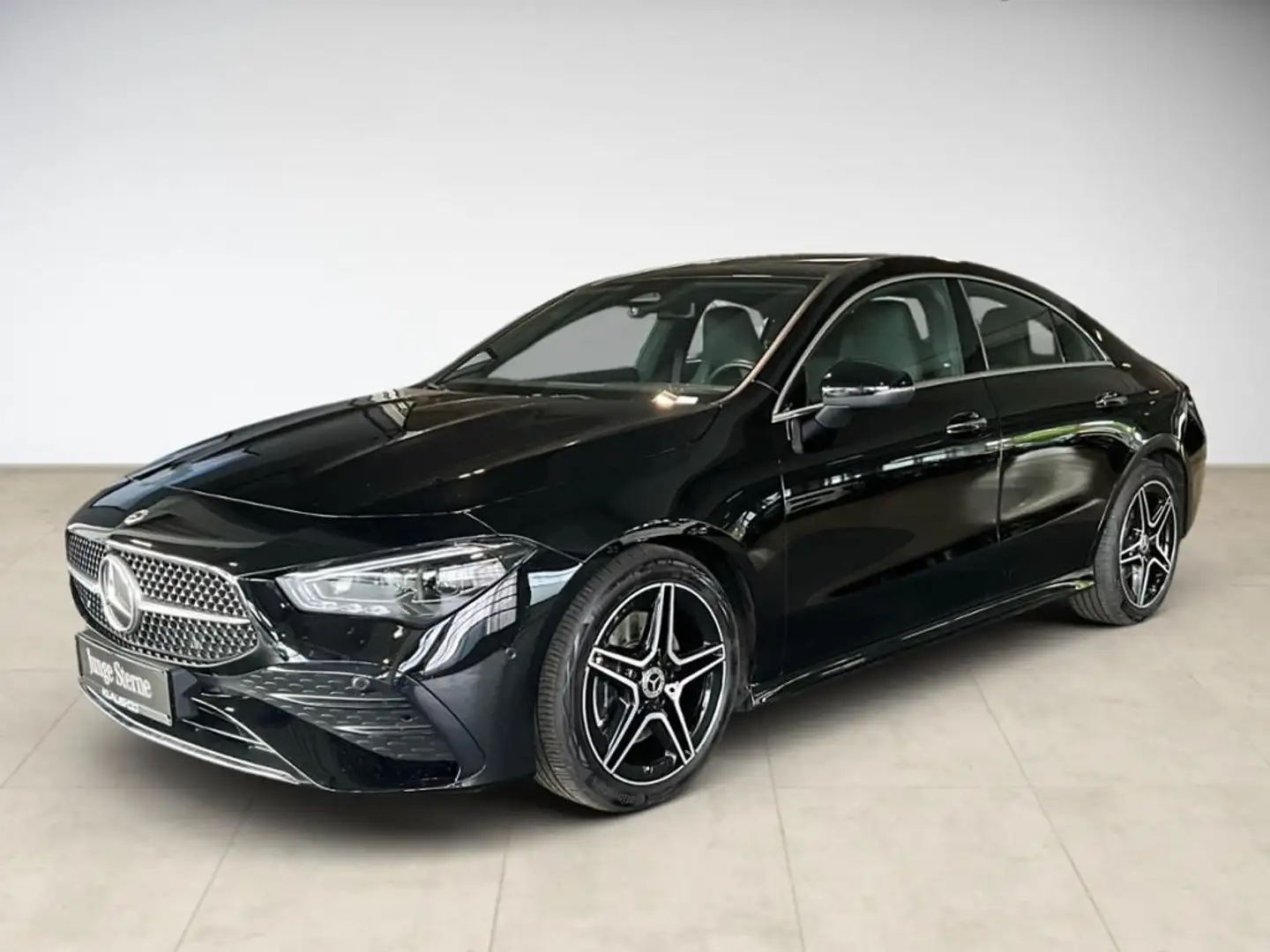 Mercedes-Benz CLA 200 d Coupé AMG Style S-Sitz KeyLess PDC Schwarz - 1