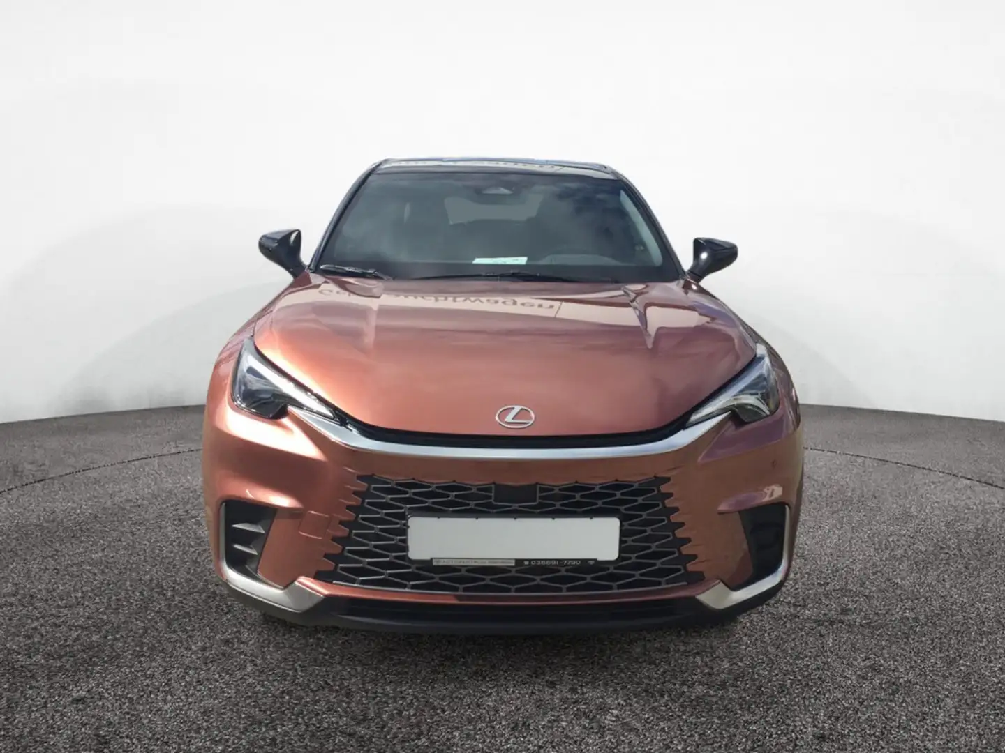 Lexus LBX 1.5 FWD Emotion SHZ KAMERA NAVI ACC LED Brons - 2