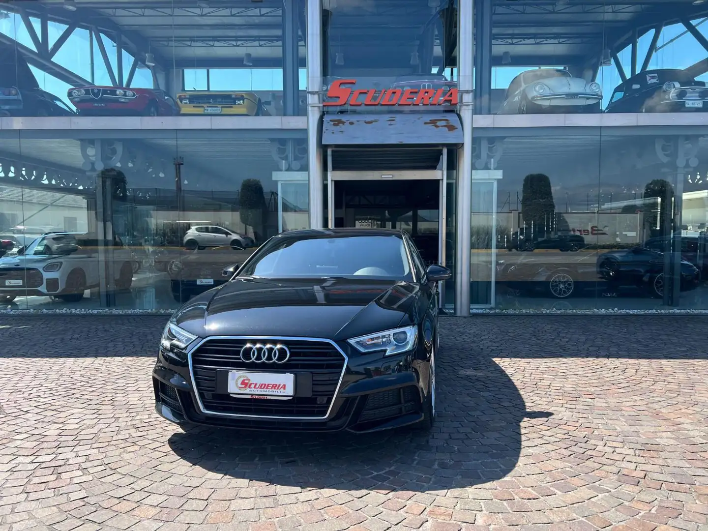 Audi A3 SPB 2.0 TDI S tronic Design Negro - 1
