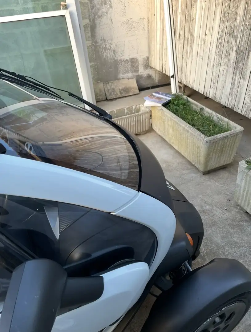 Renault Twizy . - 2