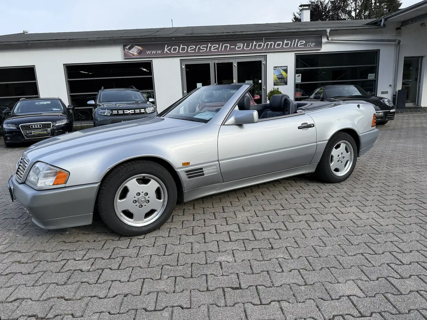 Mercedes-Benz SL 320 *Topzustand,Getriebe überholt,Notsitze* Stříbrná - 1