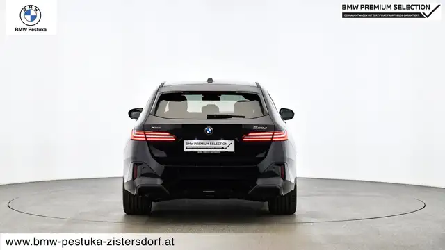 BMW 5 Series view 5
