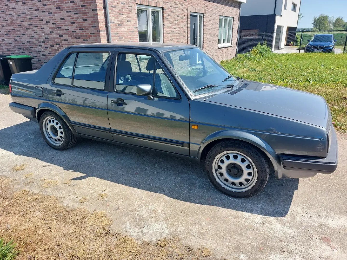 Volkswagen Jetta 1.3 TX Grey - 1