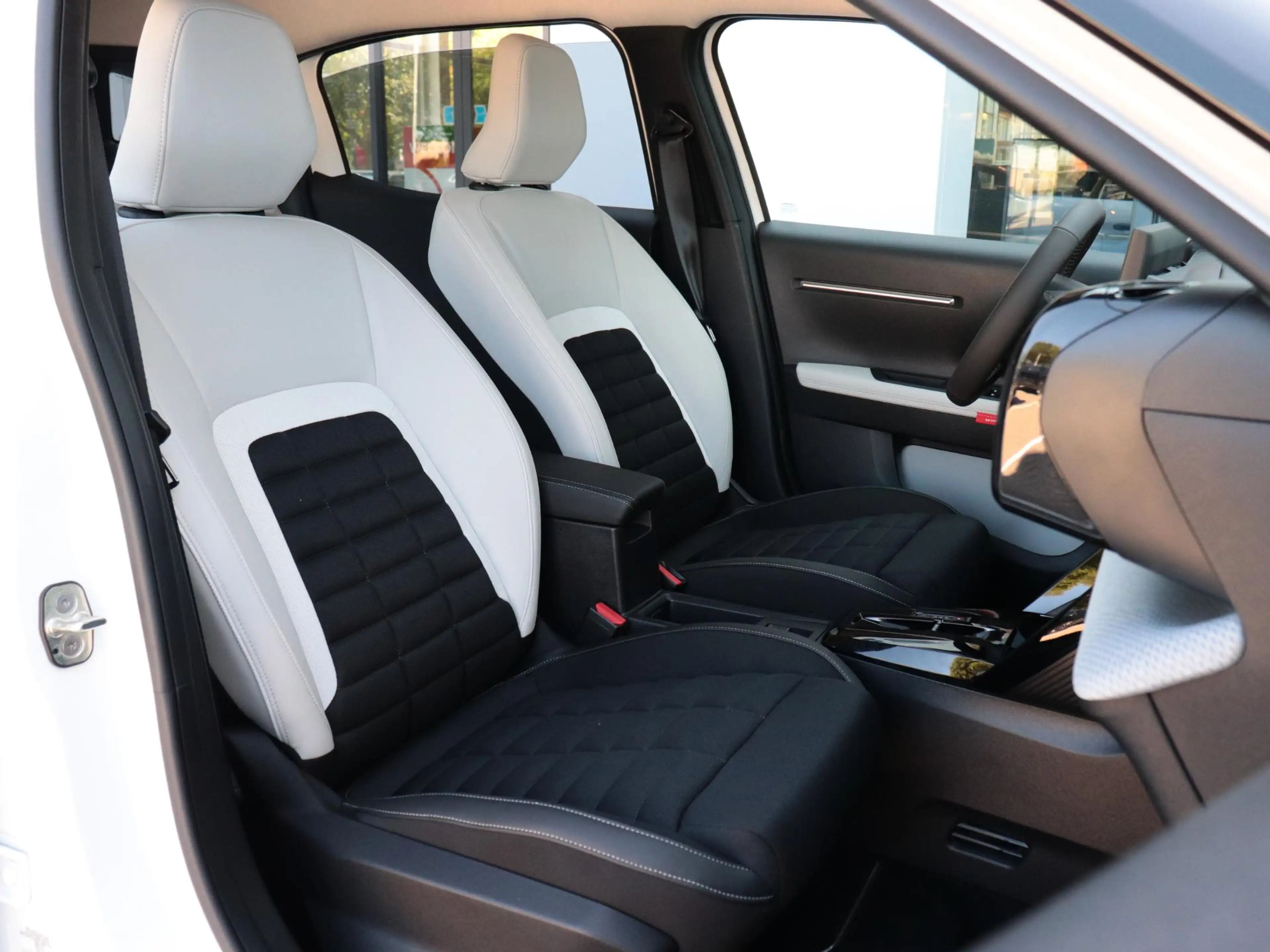 Citroen C3 Aircross Ë-C3 Max 113pk 44 kWh | Afneembare trekhaak | Stoe — photo 8