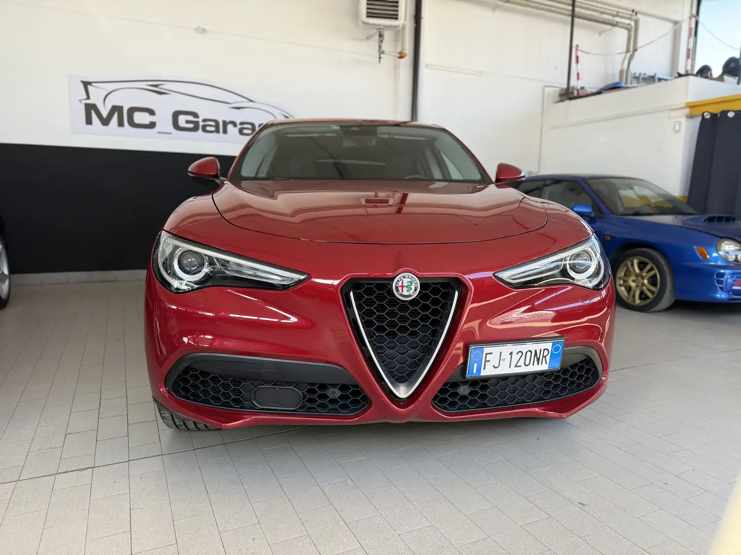 Alfa Romeo Stelvio Q4 Rosso - 2