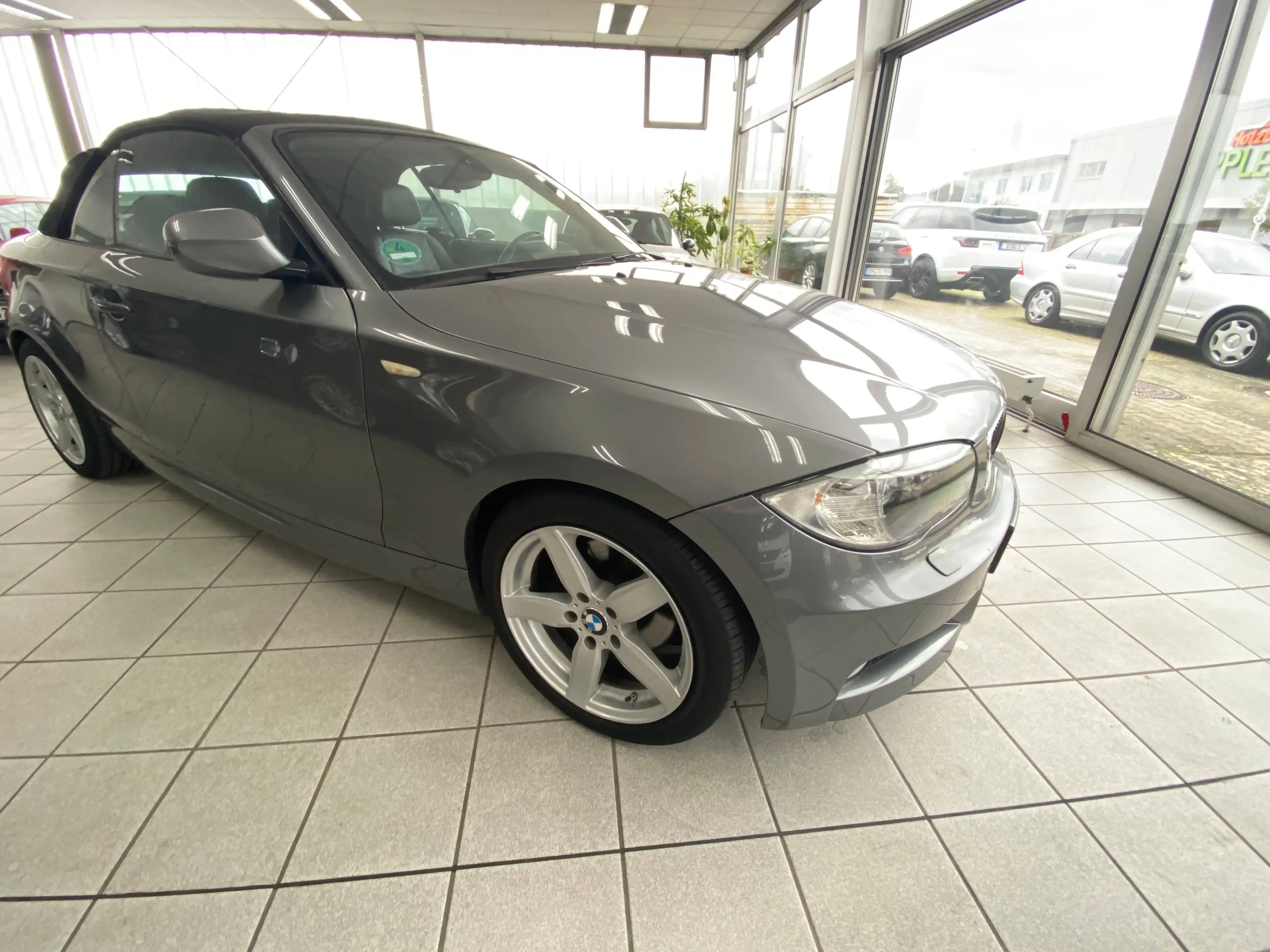 BMW 120 1er Cabrio Diesel 120d Cabrio M Sport Automatik Navi Pro — photo 8