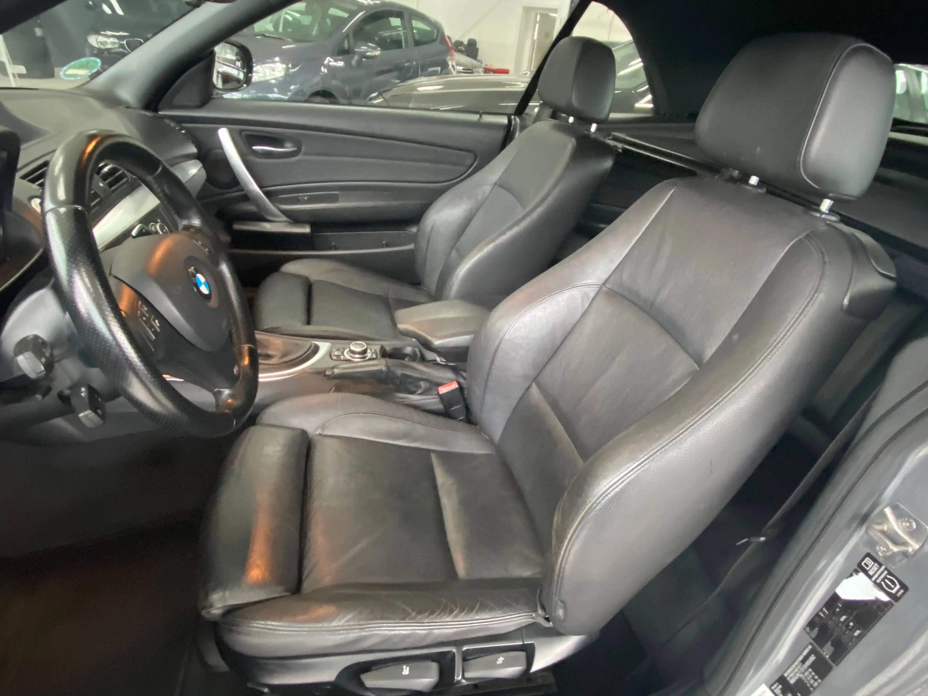 BMW 120 1er Cabrio Diesel 120d Cabrio M Sport Automatik Navi Pro — photo 12