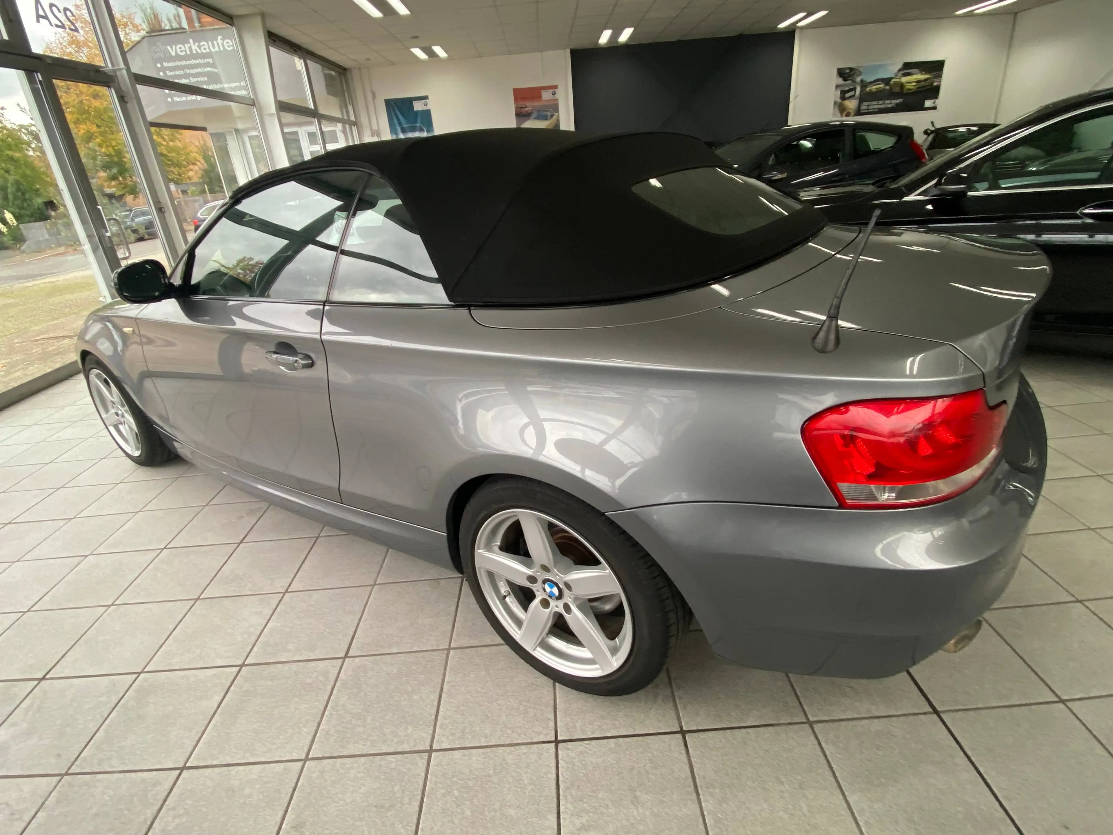 BMW 120 1er Cabrio Diesel 120d Cabrio M Sport Automatik Navi Pro — photo 3
