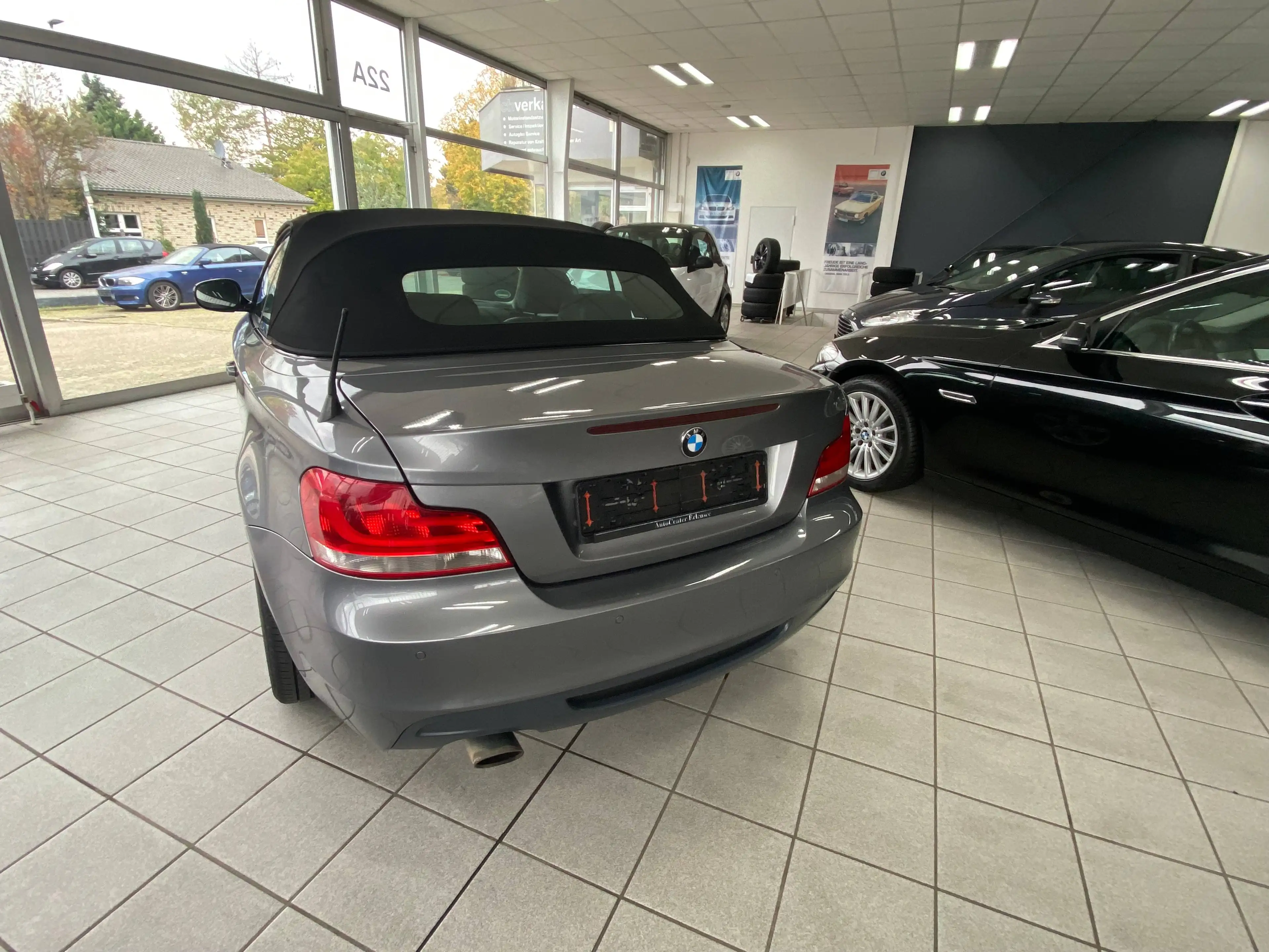 BMW 120 1er Cabrio Diesel 120d Cabrio M Sport Automatik Navi Pro — photo 4