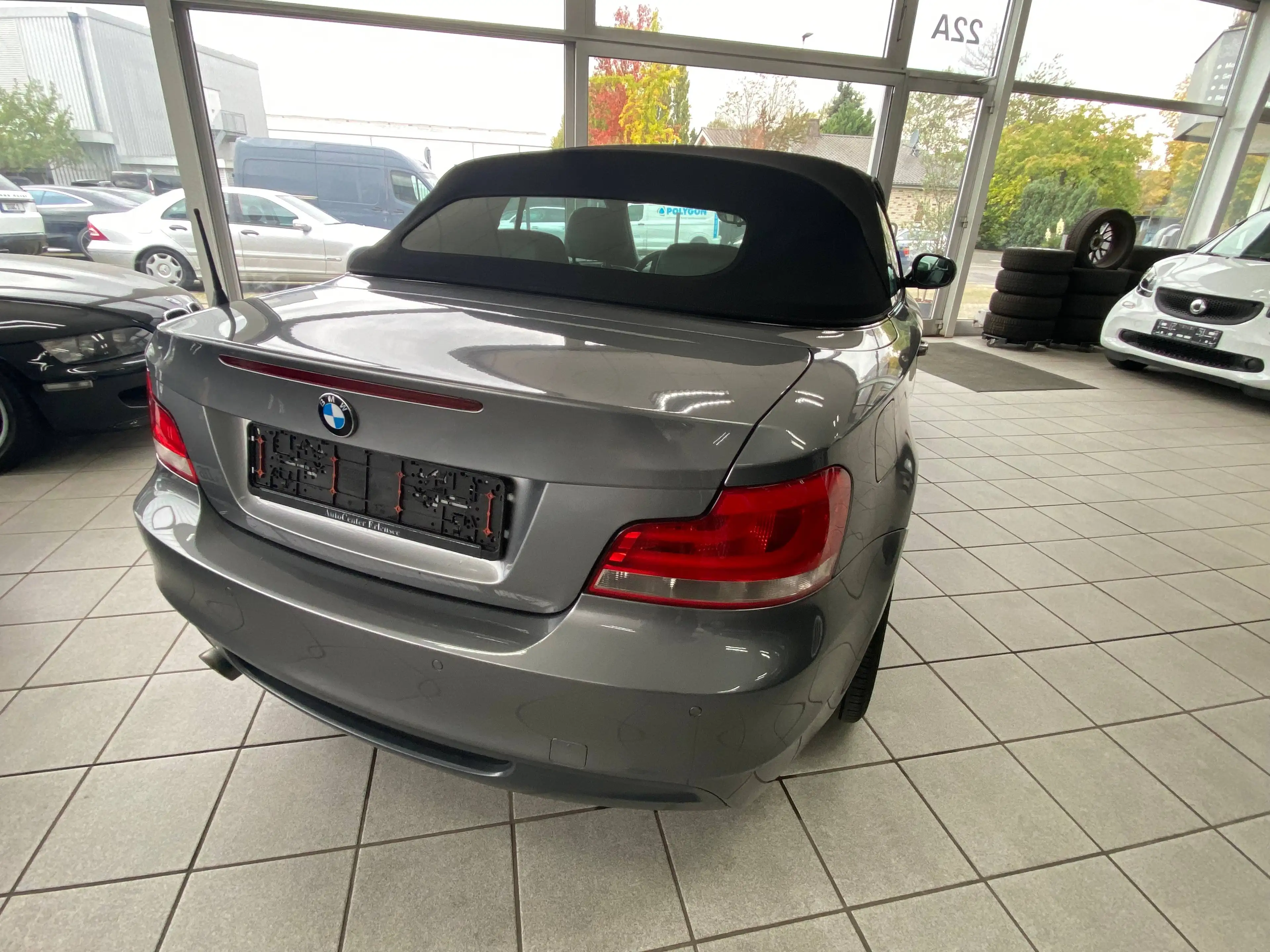 BMW 120 1er Cabrio Diesel 120d Cabrio M Sport Automatik Navi Pro — photo 5