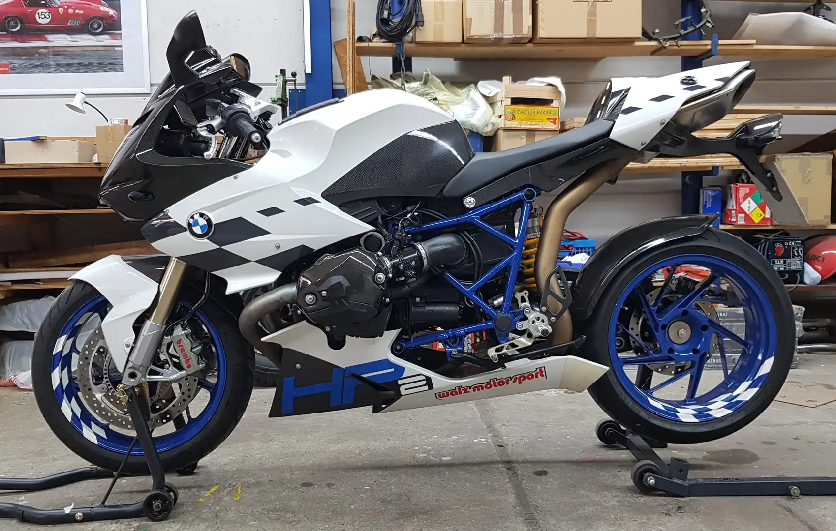 BMW HP2 Sport Bleu - 1