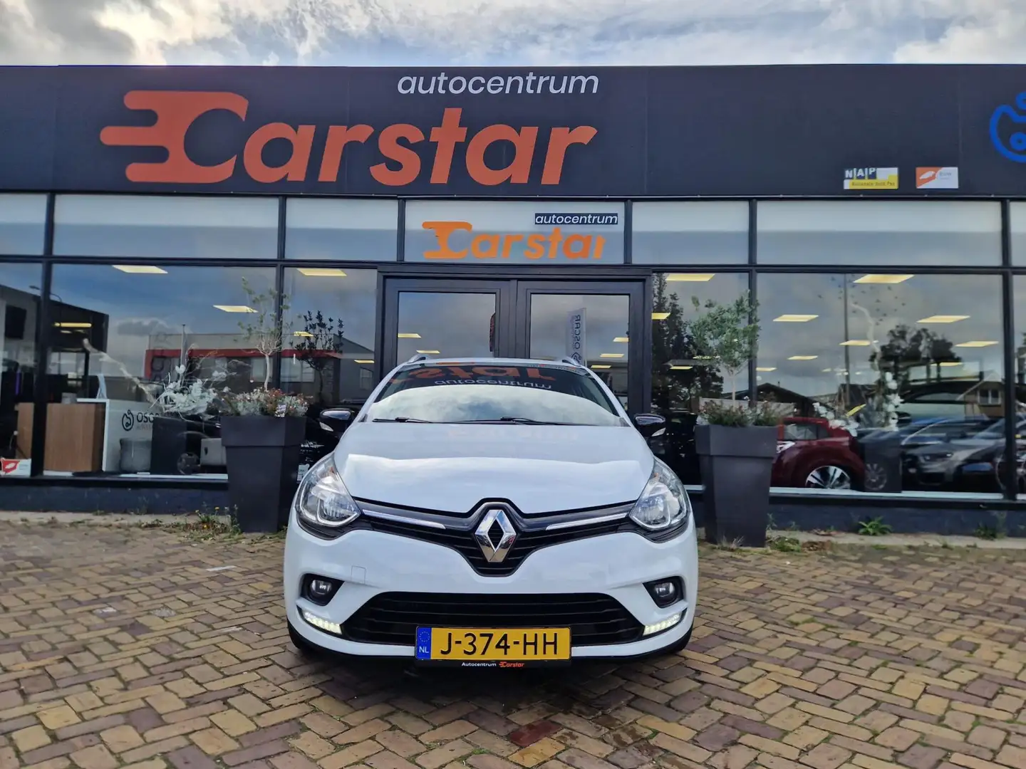 Renault Clio Estate 0.9 TCe Limited Wit - 2