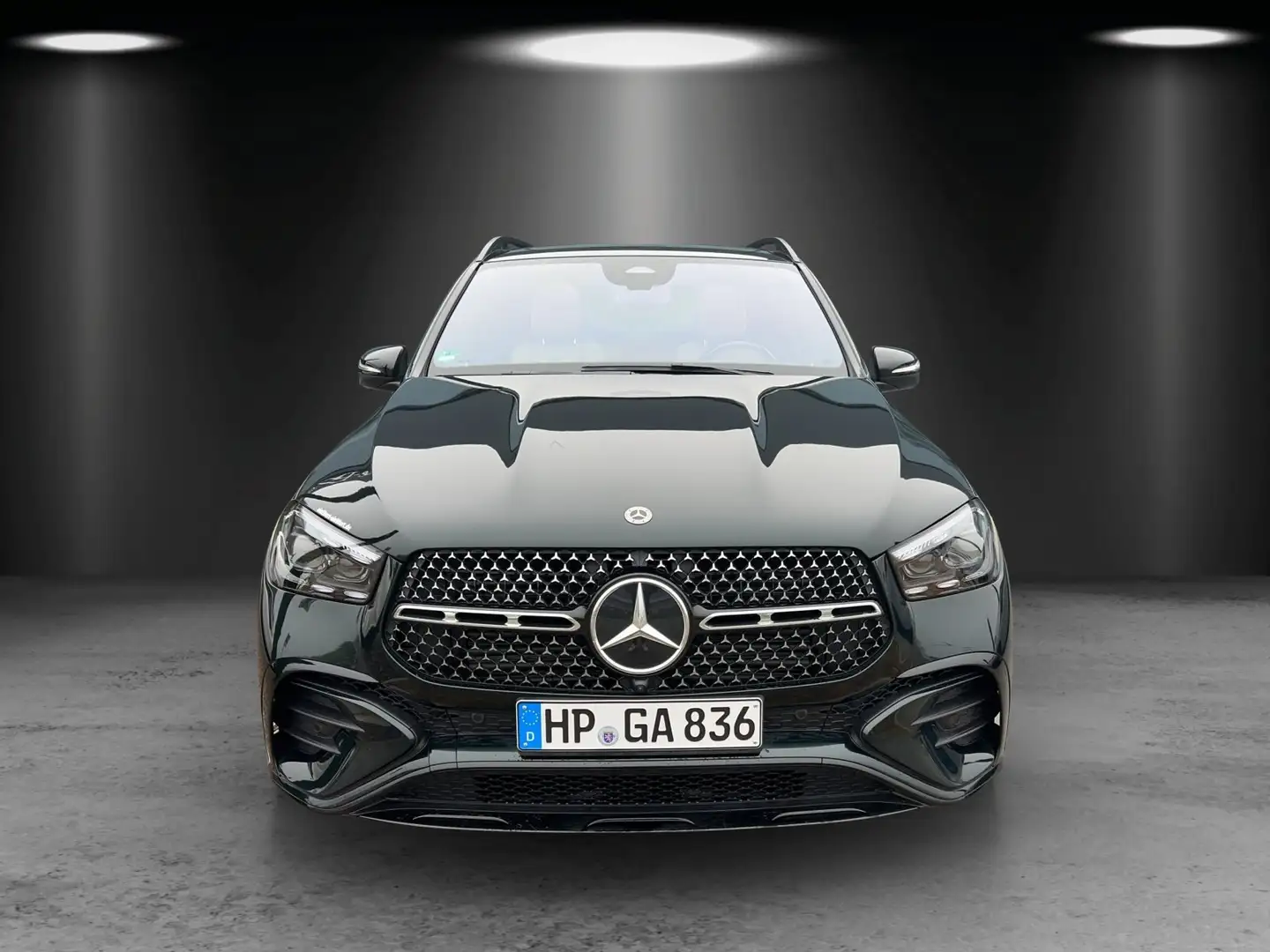 Mercedes-Benz GLE 300 d 4M AMG Standhzg 22" DISTRO Pano AHK 360 Grün - 2