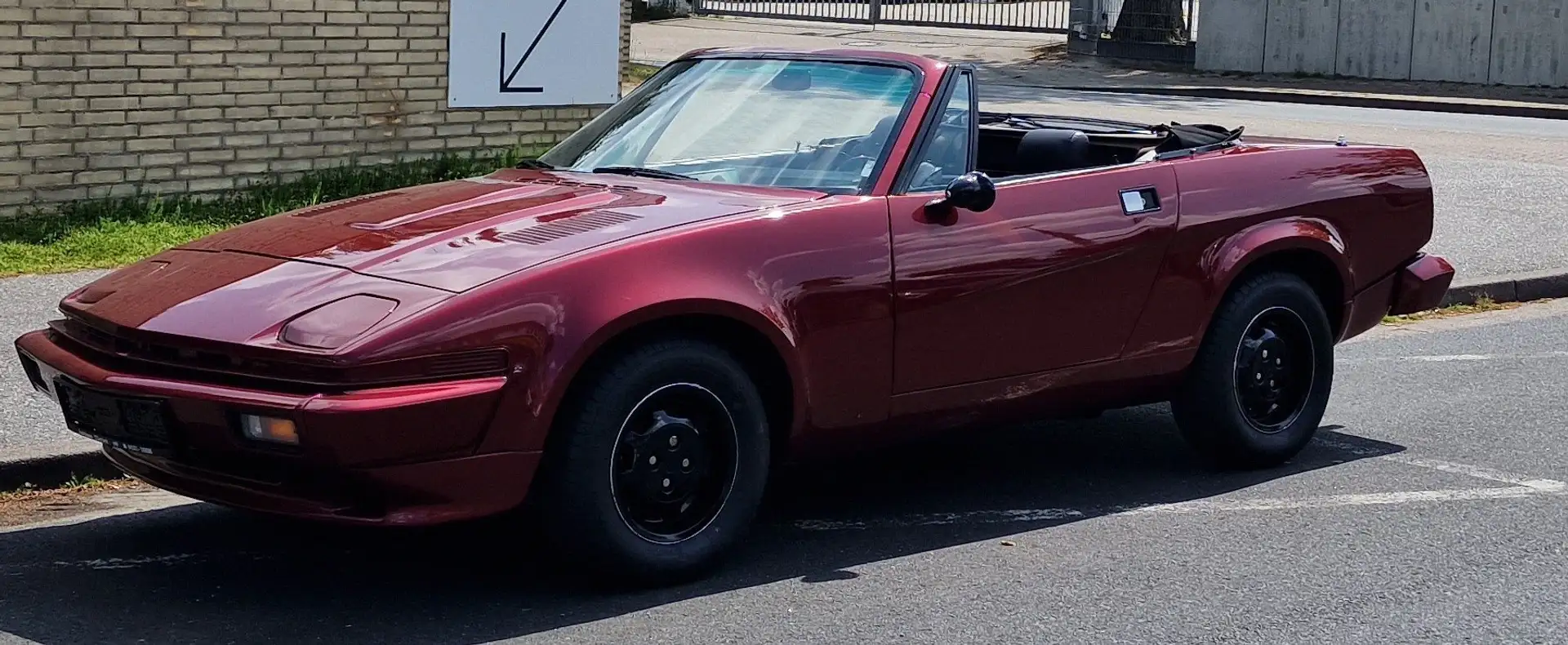 Triumph TR8 Automatik /Cabrio/LederausstattungVollrestauration Červená - 2