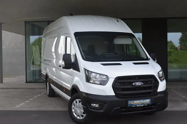 Ford Transit view 5