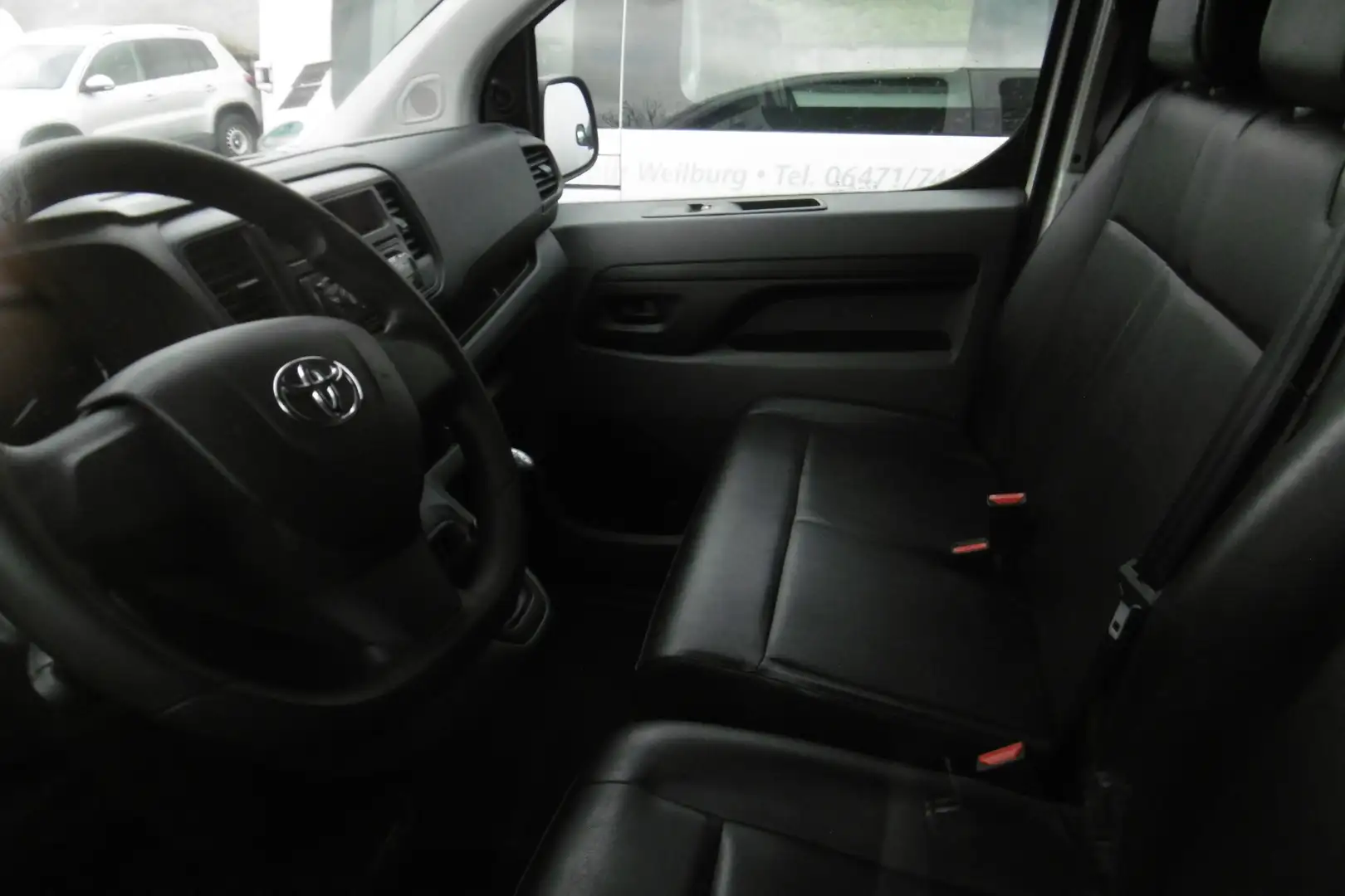 Toyota Proace 1,6-l-D-4D L1 (9-Si.) Comfort Bílá - 2