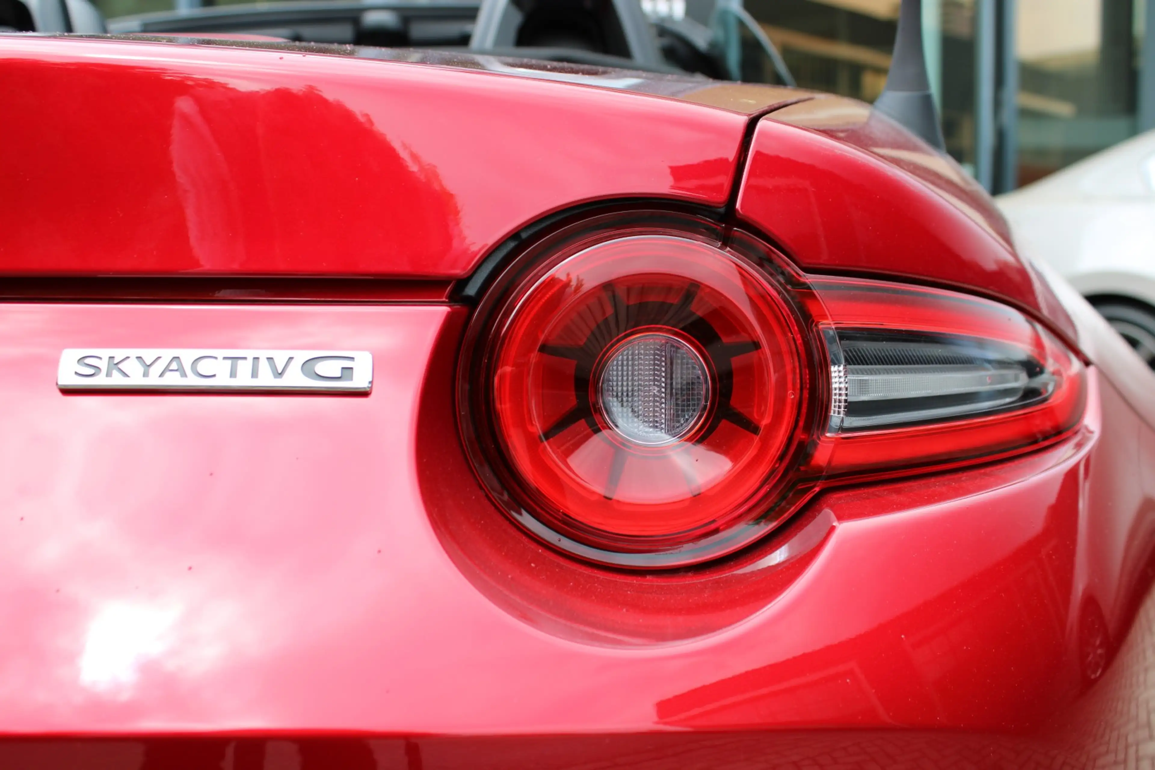 Mazda MX-5 Roadster 1.5 Skyactiv-G 132pk Homura — photo 15