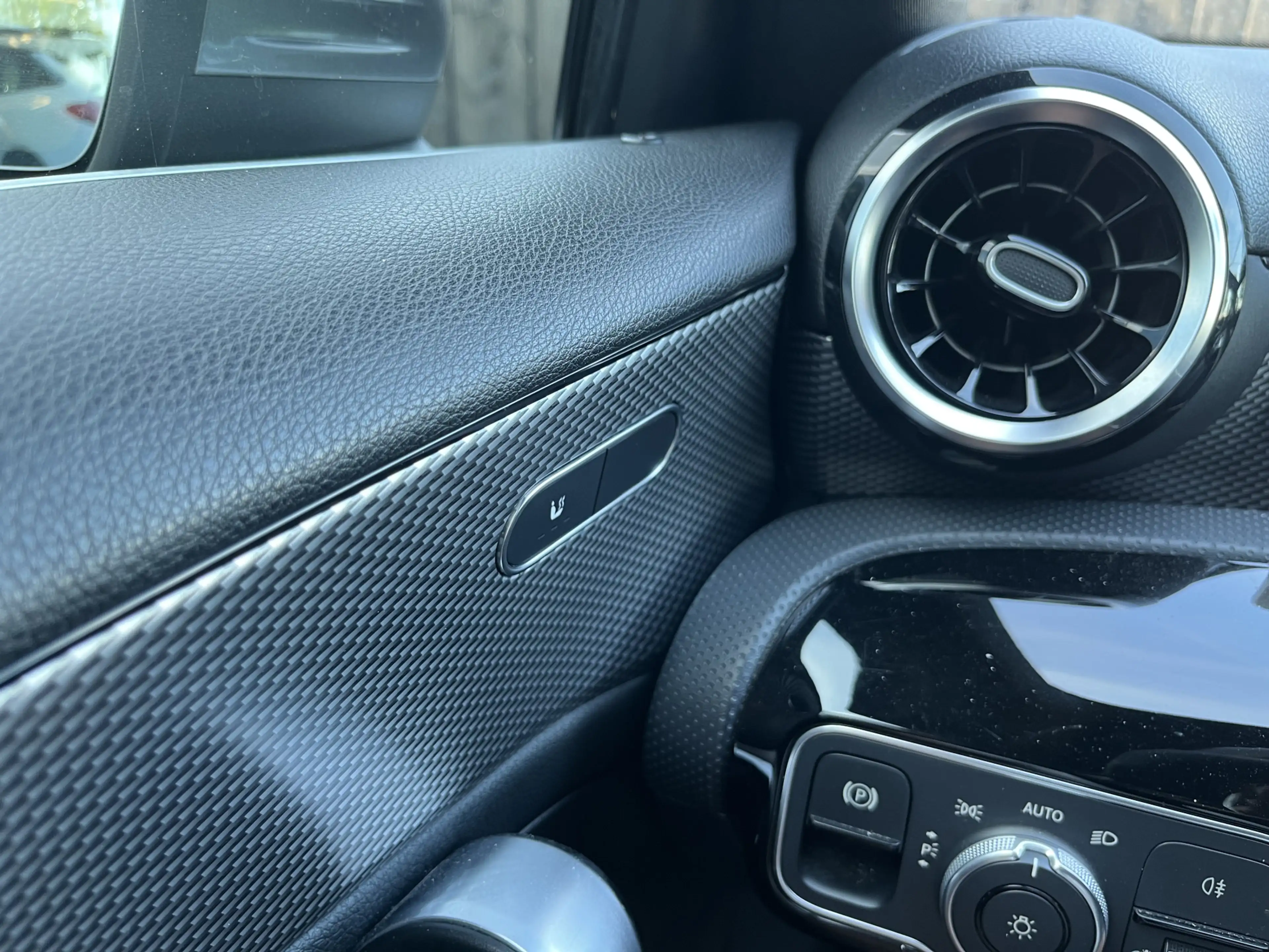Mercedes-Benz A 200 Premium Carplay / Led / Cruise / Stoelverwarming — photo 12