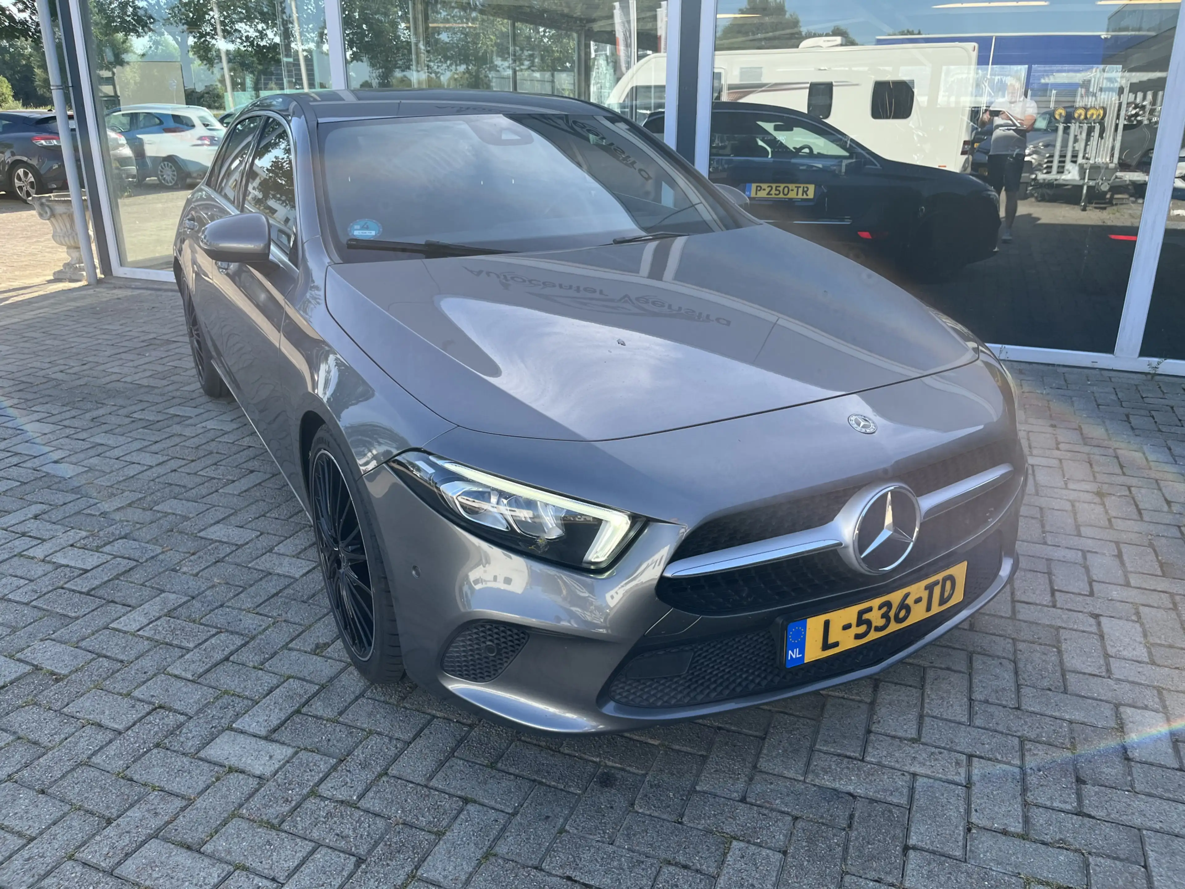Mercedes-Benz A 200 Premium Carplay / Led / Cruise / Stoelverwarming — photo 8