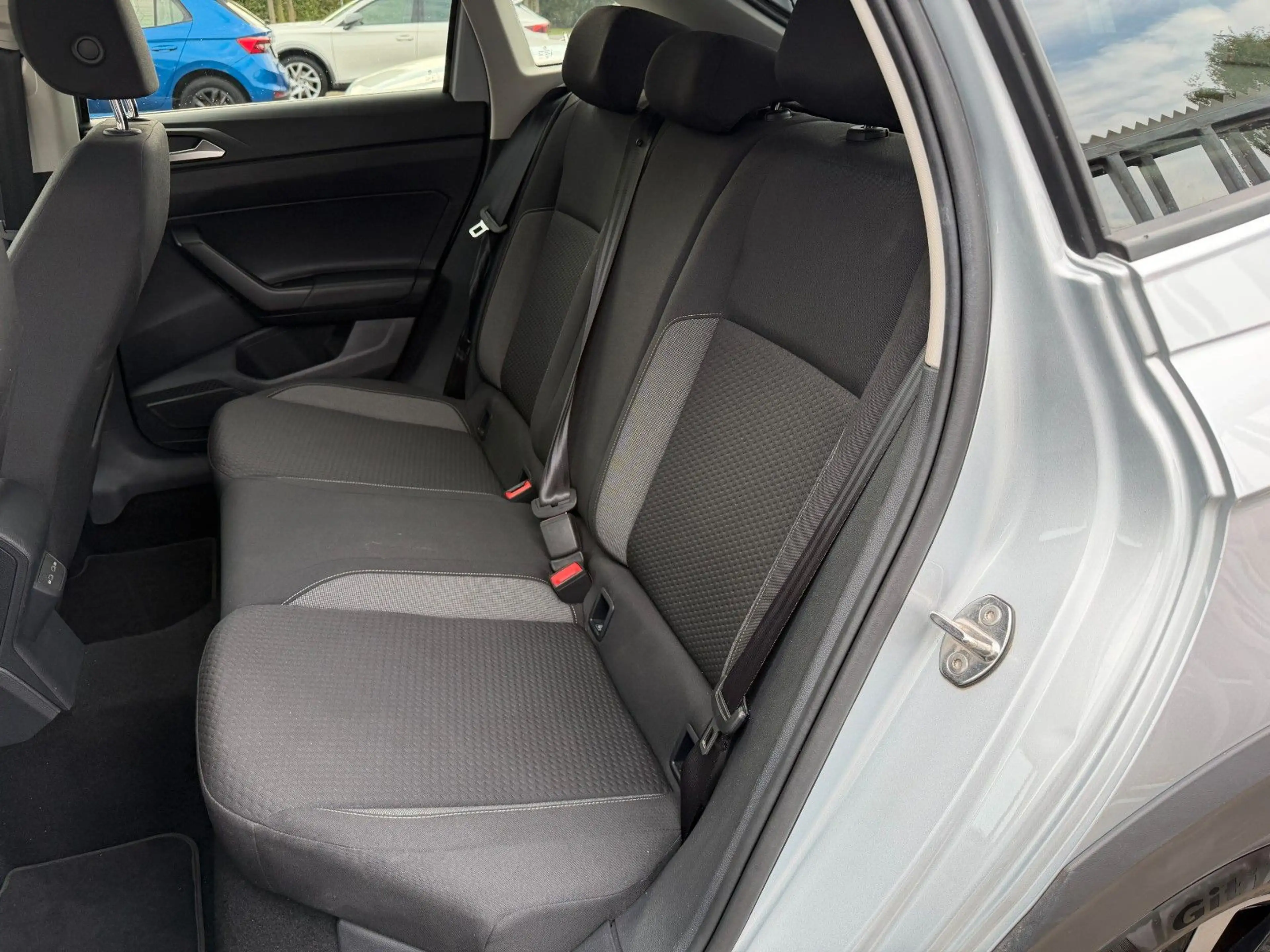 Volkswagen Taigo Life DSG  *IQ.Light Kamera ACC* — photo 12