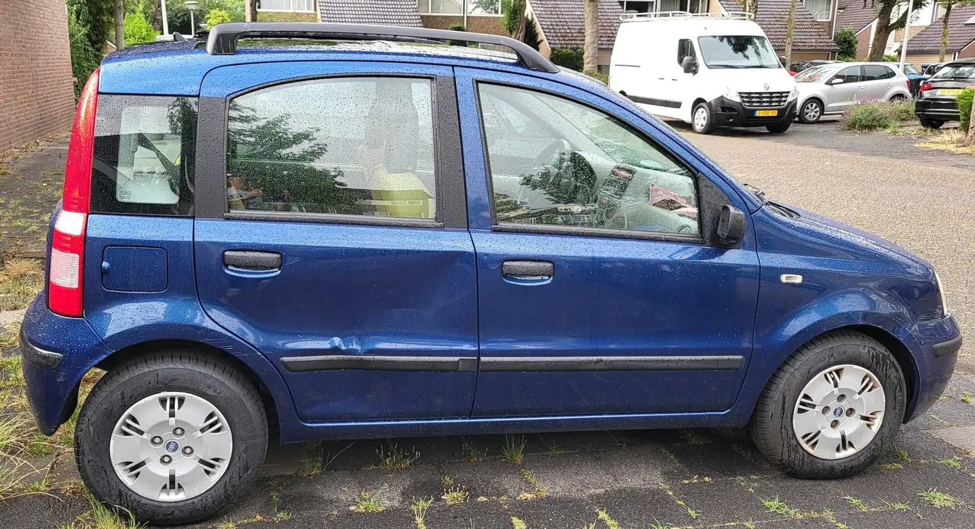 Fiat Panda Panda 1.2 SportSound Sky nieuw: banden,remmen,APK Blauw - 2
