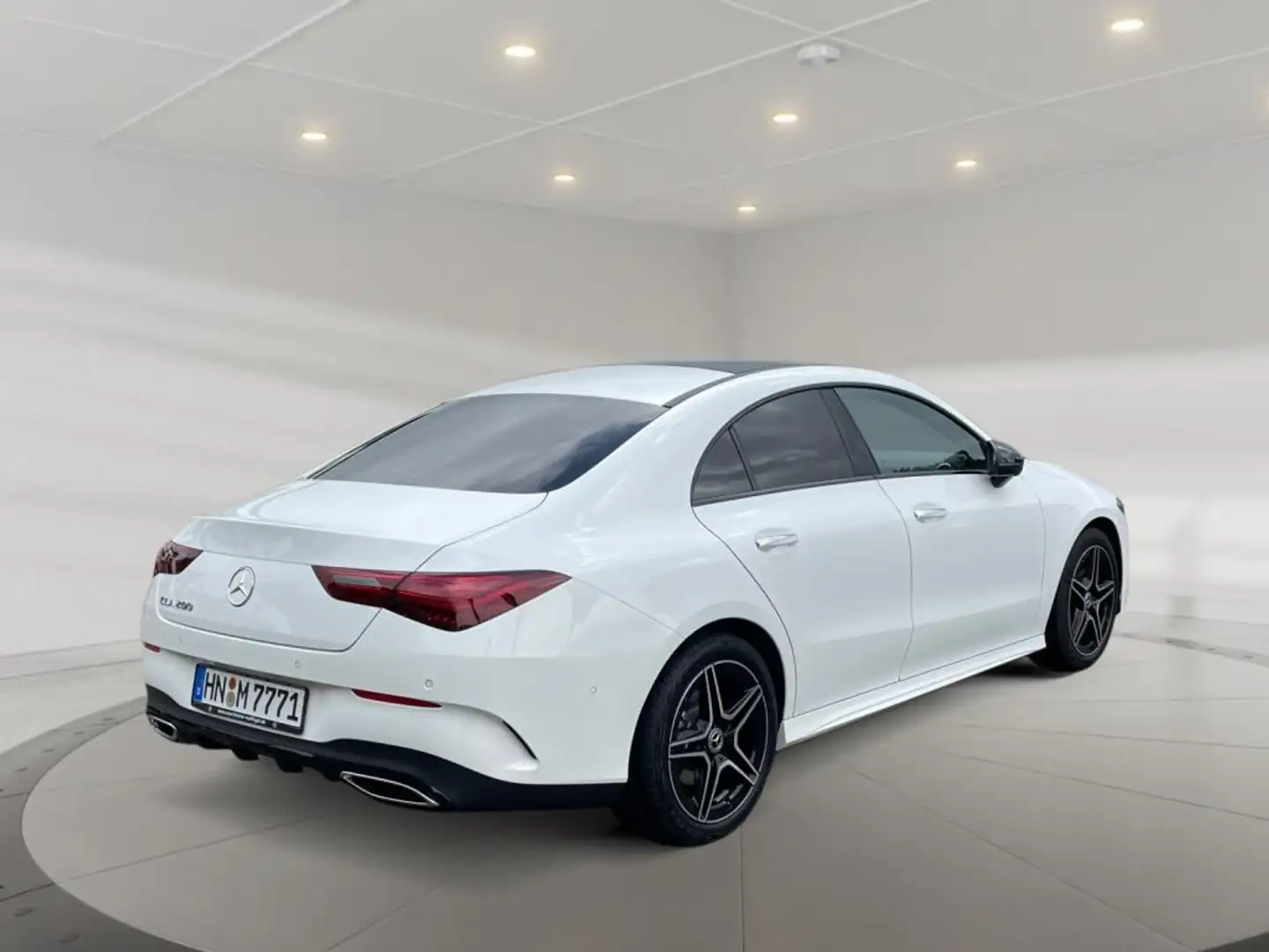 Mercedes-Benz CLA 200 Coupe +EditionAMG+18Z+Night+Pano+AHK Weiß - 2