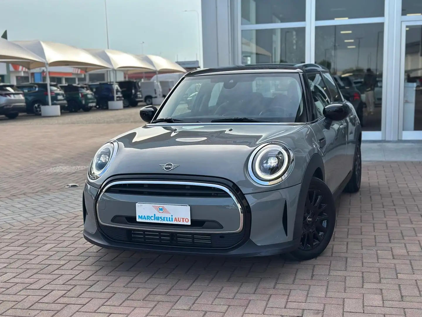 MINI One 5p 1.5 102cv auto Grigio - 1