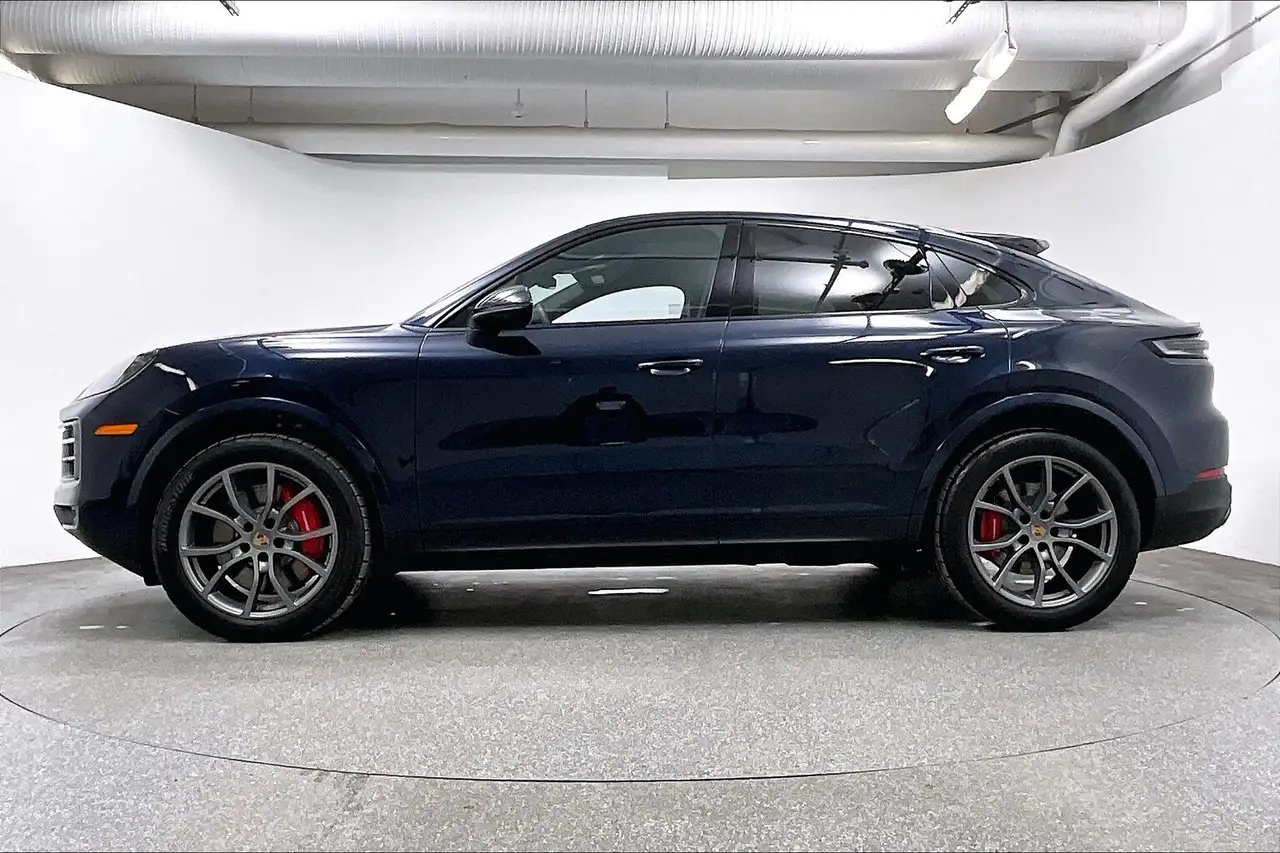Porsche Cayenne снимка Porsche Cayenne