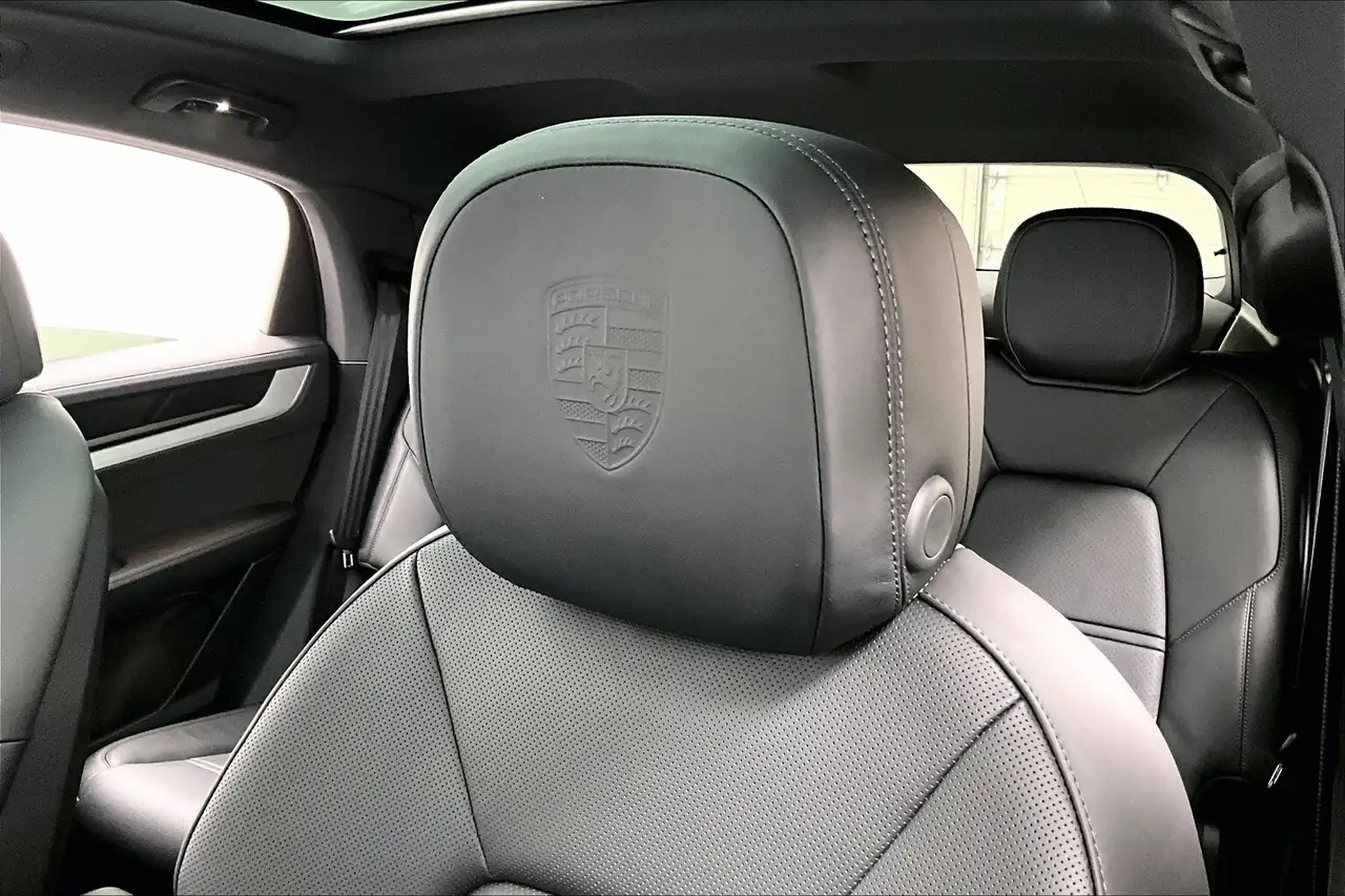 Porsche Cayenne снимка Porsche Cayenne