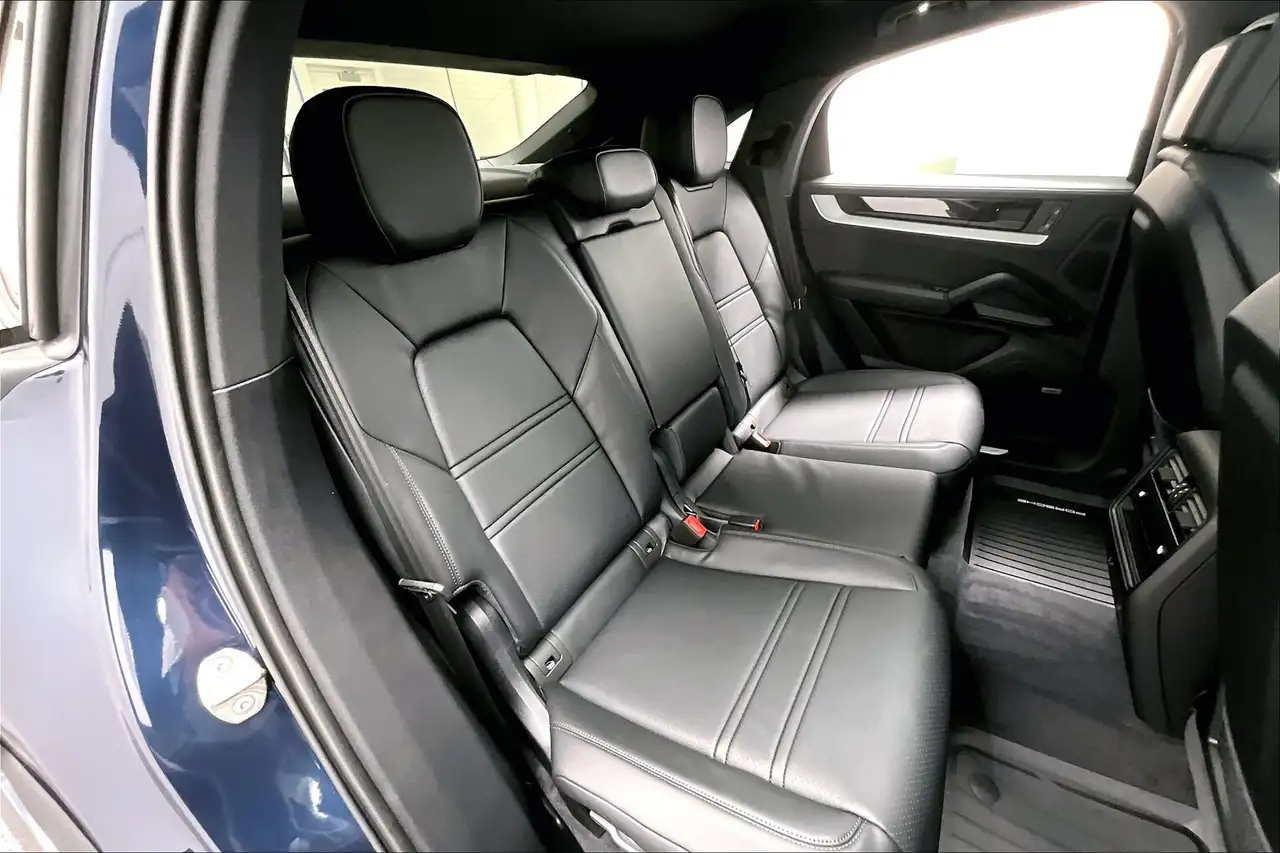 Porsche Cayenne снимка Porsche Cayenne