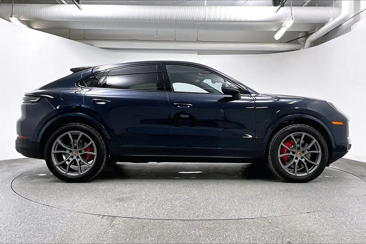 Porsche Cayenne снимка Porsche Cayenne