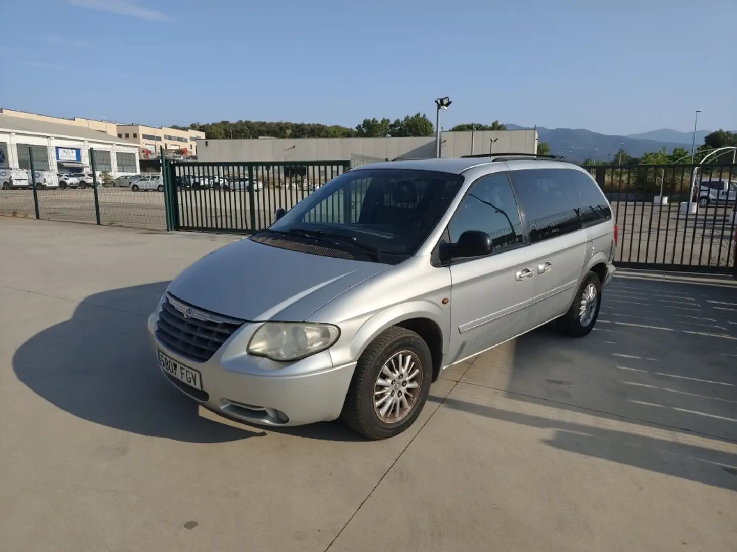 Chrysler Voyager 2.5CRD SE Argento - 1