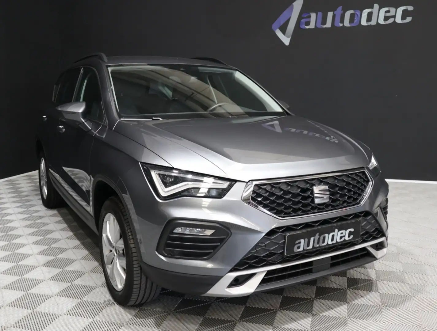 SEAT Ateca 2.0TDI CR S&S Style XM DSG 150 Gris - 2