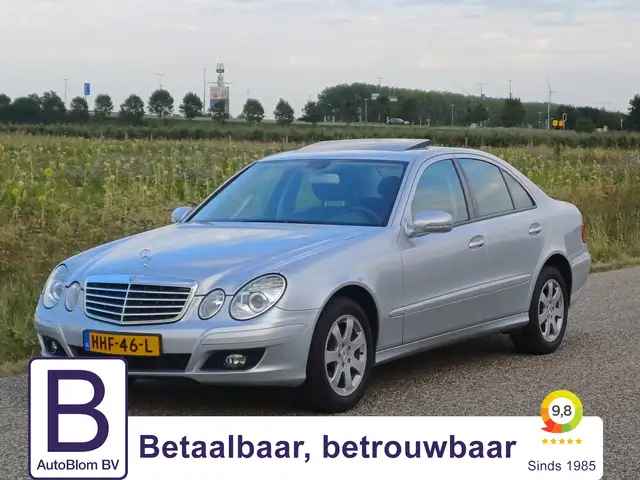 Mercedes-Benz E 200 K. Classic /Prachtige auto!/Dealer onderh./Schuifd