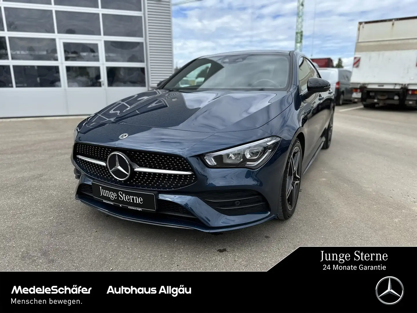 Mercedes-Benz CLA 200 CLA 200 Coupé AMG Night 7G PanoSD Kam Ambi LED Bleu - 1